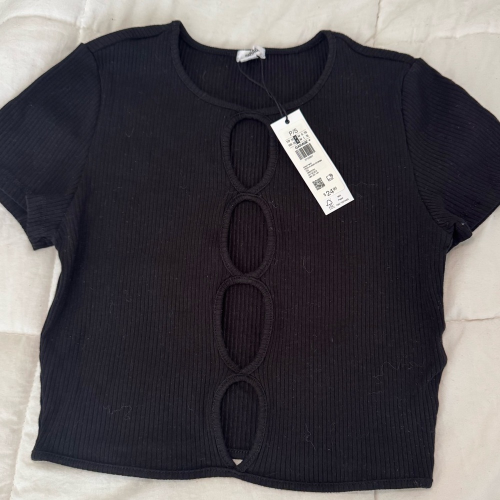 Garage Top size small. NWT